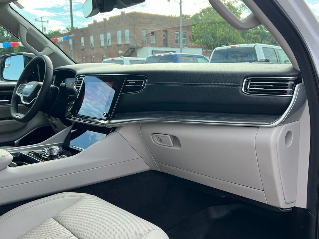 2023 Jeep Wagoneer Series III