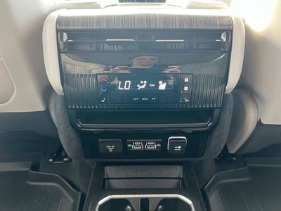 2023 Jeep Wagoneer Series III
