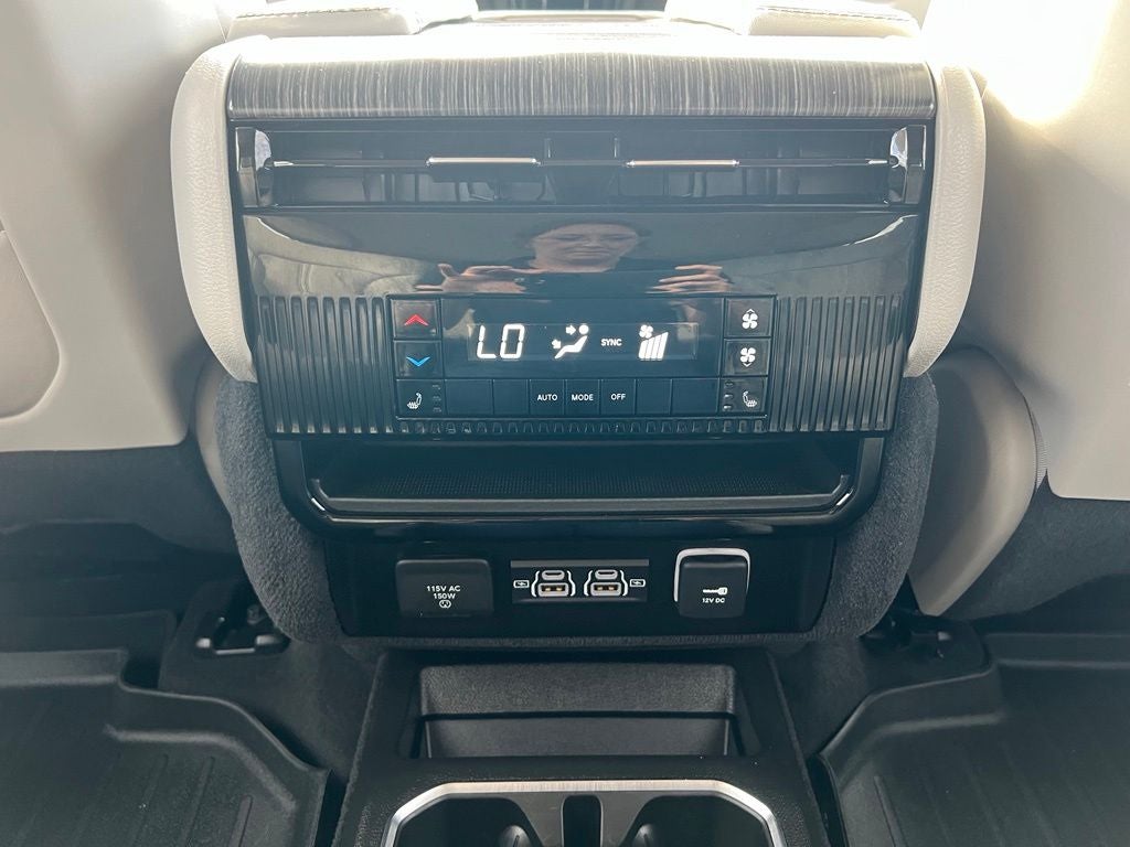 2023 Jeep Wagoneer Series III