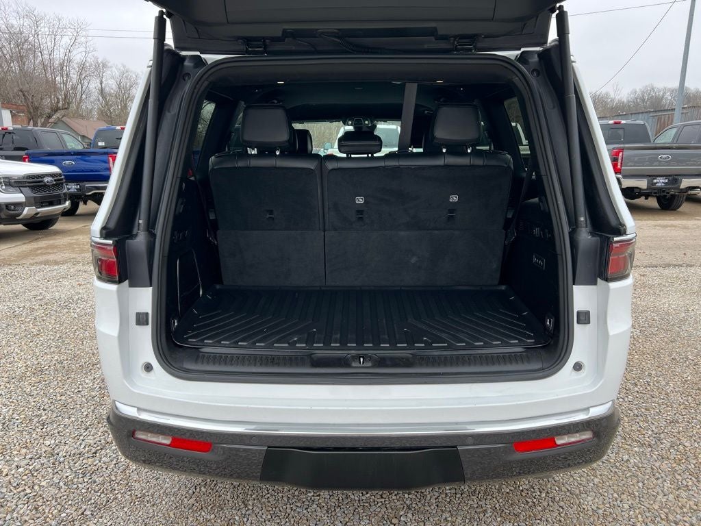 2022 Jeep Wagoneer Series III