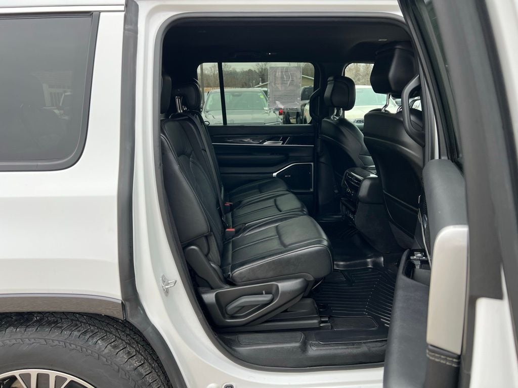 2022 Jeep Wagoneer Series III