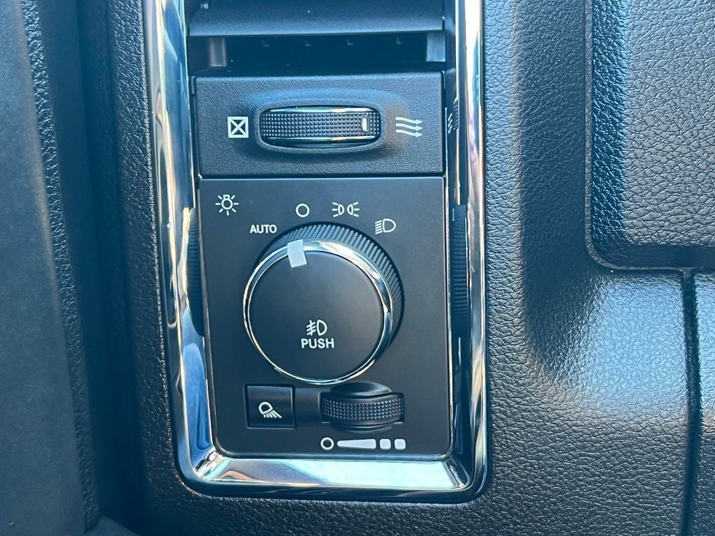 2015 RAM 1500 Laramie Longhorn