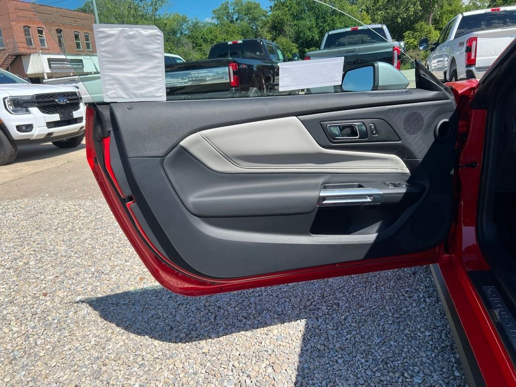 2025 Ford Mustang GT Premium