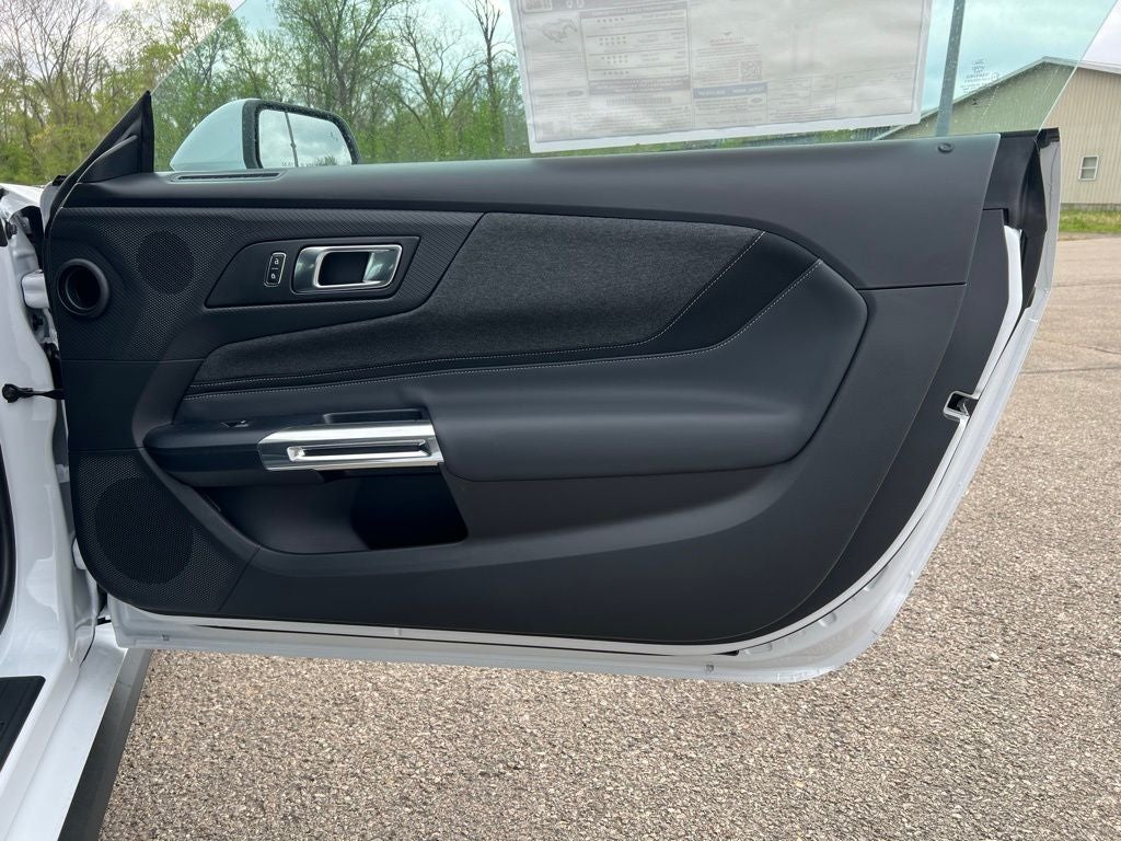 2025 Ford Mustang EcoBoost