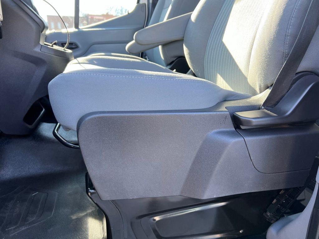 2017 Ford Transit-350 XLT