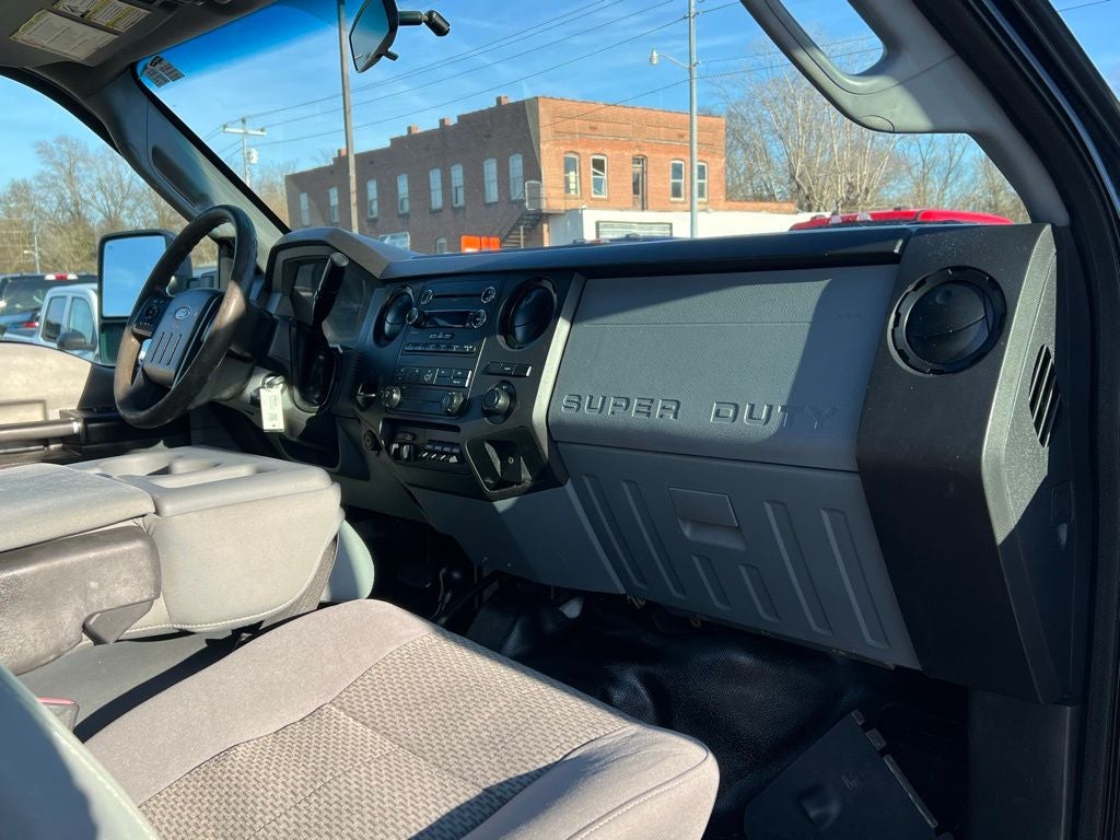 2014 Ford F-550SD XL DRW