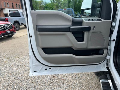 2022 Ford F-350 XL DRW