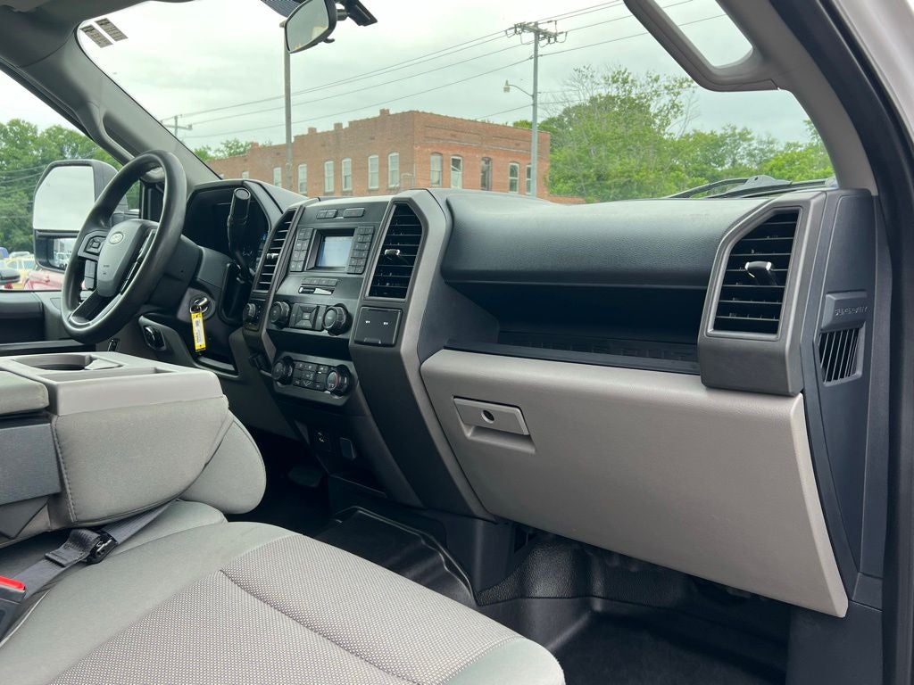 2022 Ford F-350 XL DRW