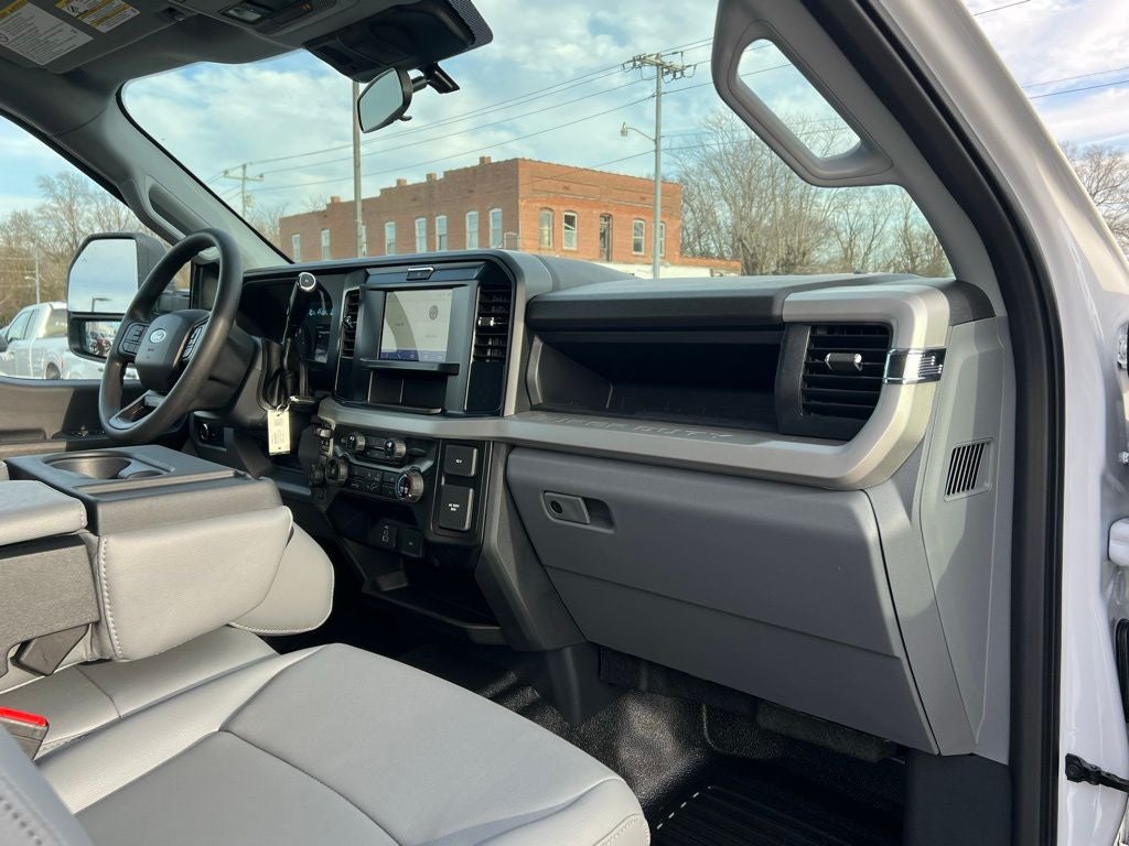 2026 Ford F-350 XL DRW