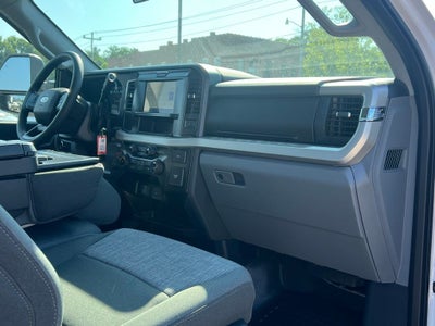 2025 Ford F-600SD XLT 169 WB