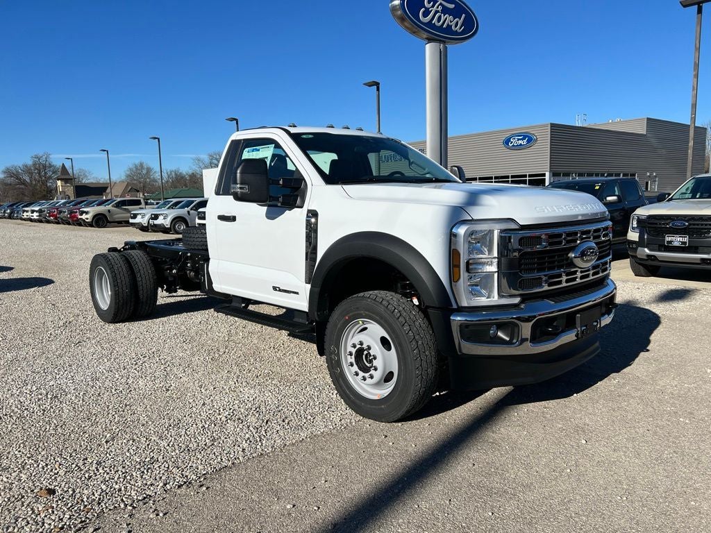 2026 Ford F-600SD XL 145 WB