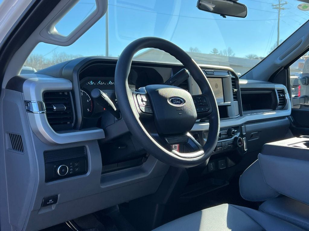 2026 Ford F-600SD XL 145 WB