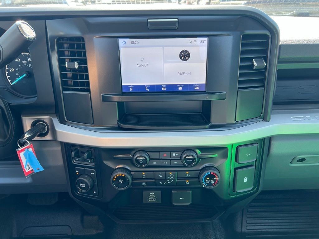 2027 Ford F-350 XL 145 WB