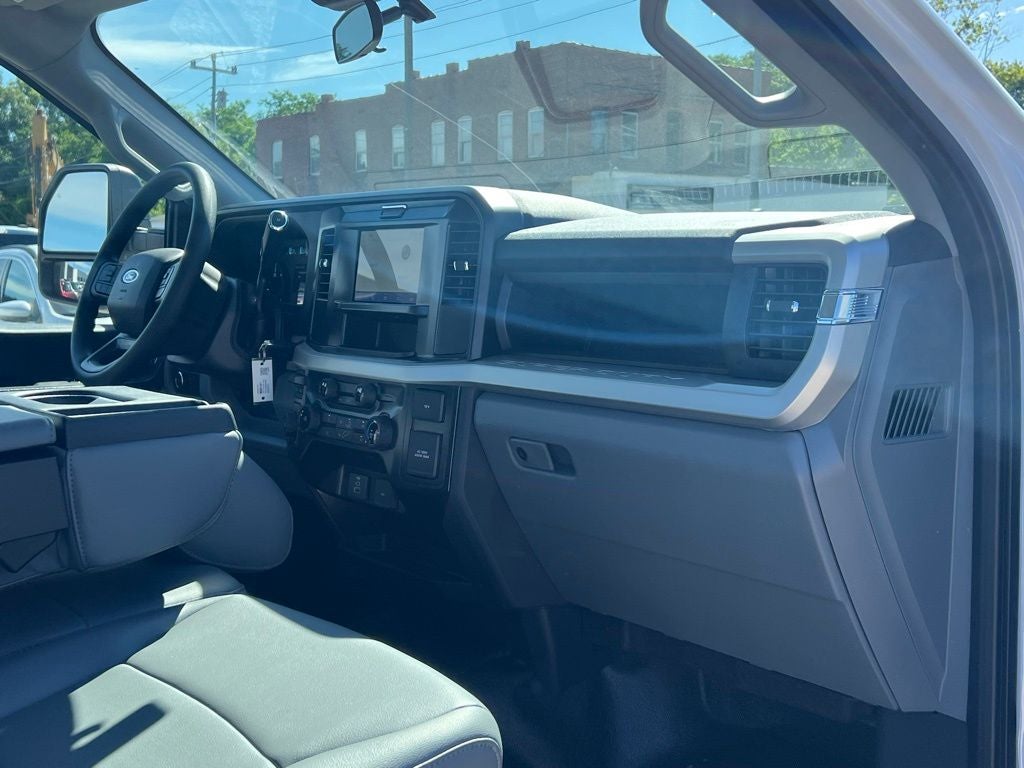 2025 Ford F-450 XL DRW