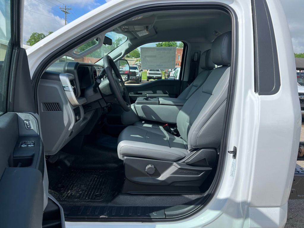 2025 Ford F-450 XL DRW