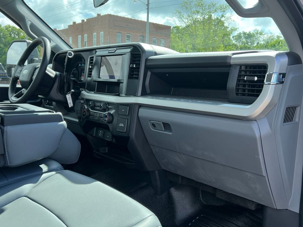 2025 Ford F-450 XL DRW