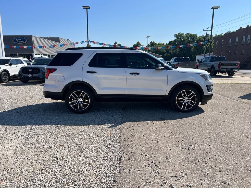 2016 Ford Explorer Sport
