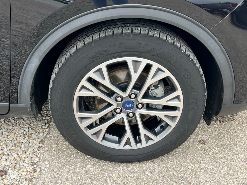 2020 Ford Escape SEL