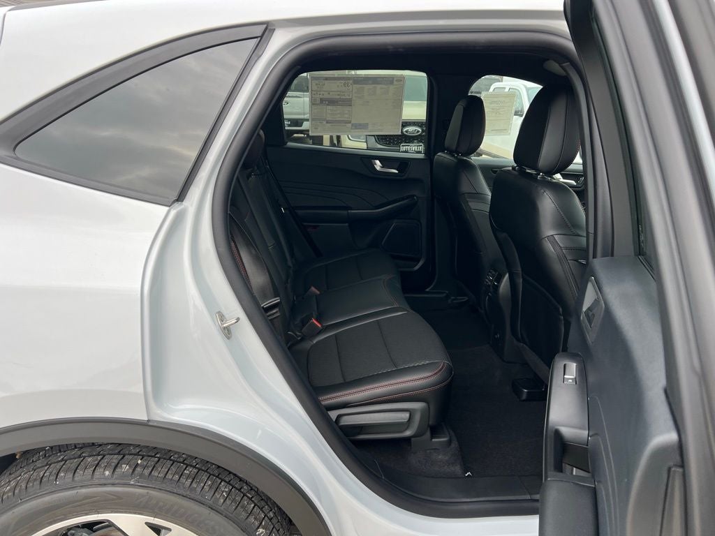 2026 Ford Escape Hybrid ST-Line Select