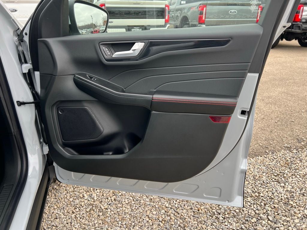 2026 Ford Escape Hybrid ST-Line Select