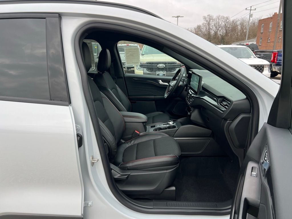 2026 Ford Escape Hybrid ST-Line Select