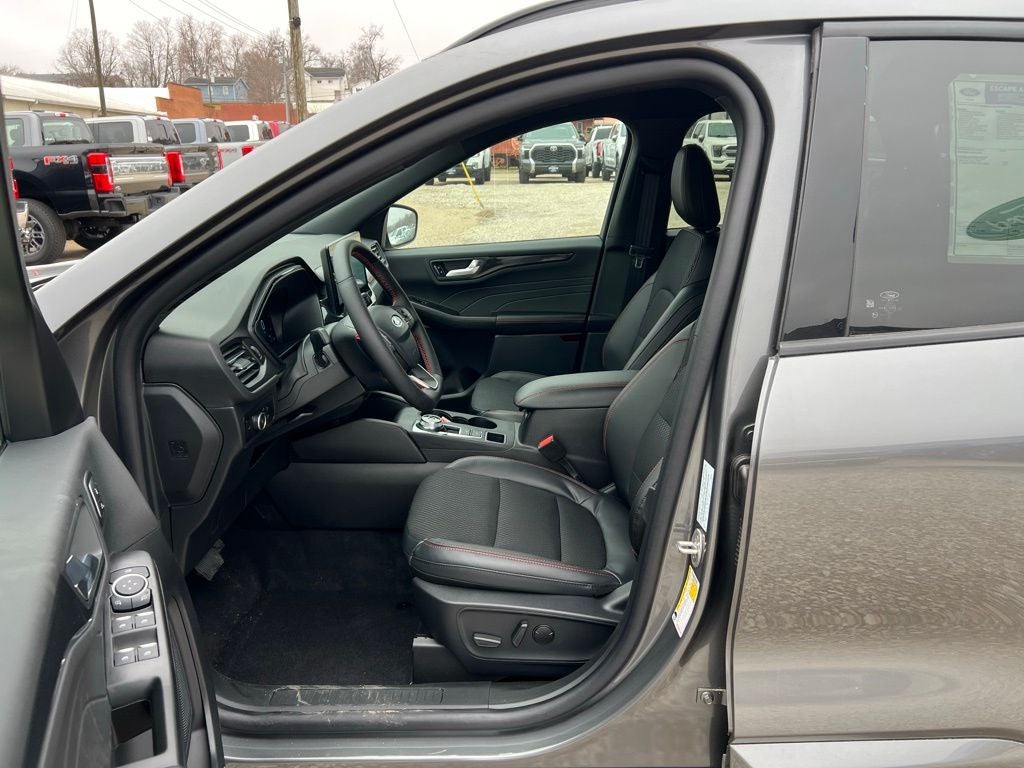 2026 Ford Escape ST-Line Elite