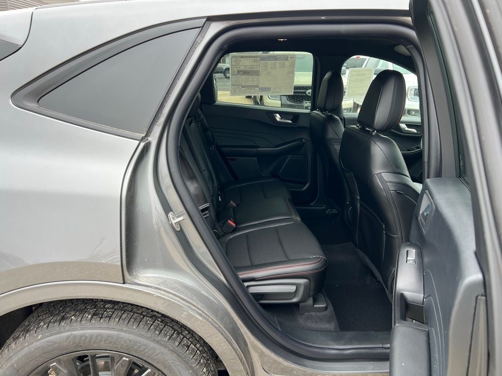 2026 Ford Escape ST-Line Elite