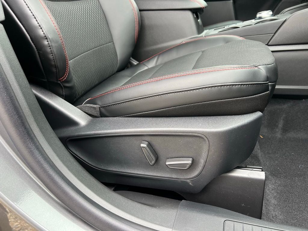 2026 Ford Escape ST-Line Elite