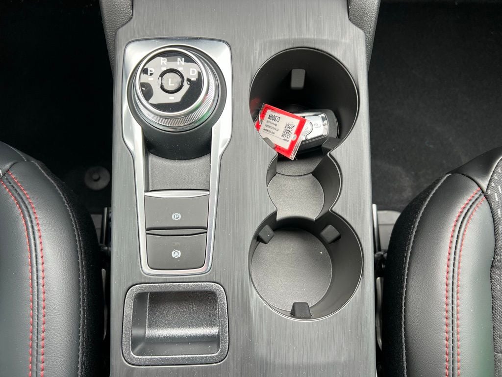 2026 Ford Escape ST-Line Elite