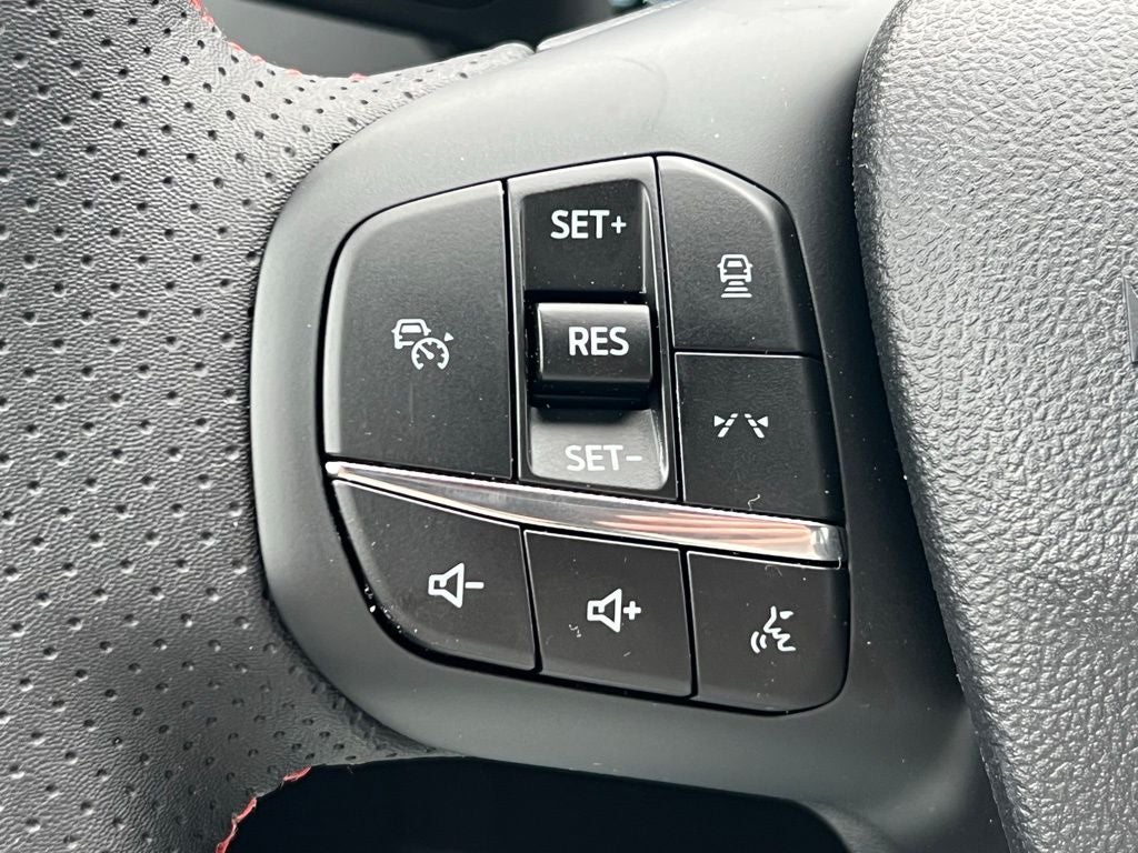 2026 Ford Escape ST-Line Elite