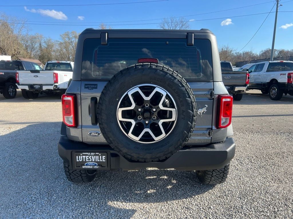 2025 Ford Bronco Base