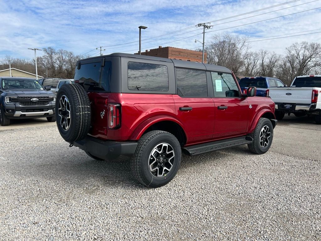 2026 Ford Bronco Outer Banks