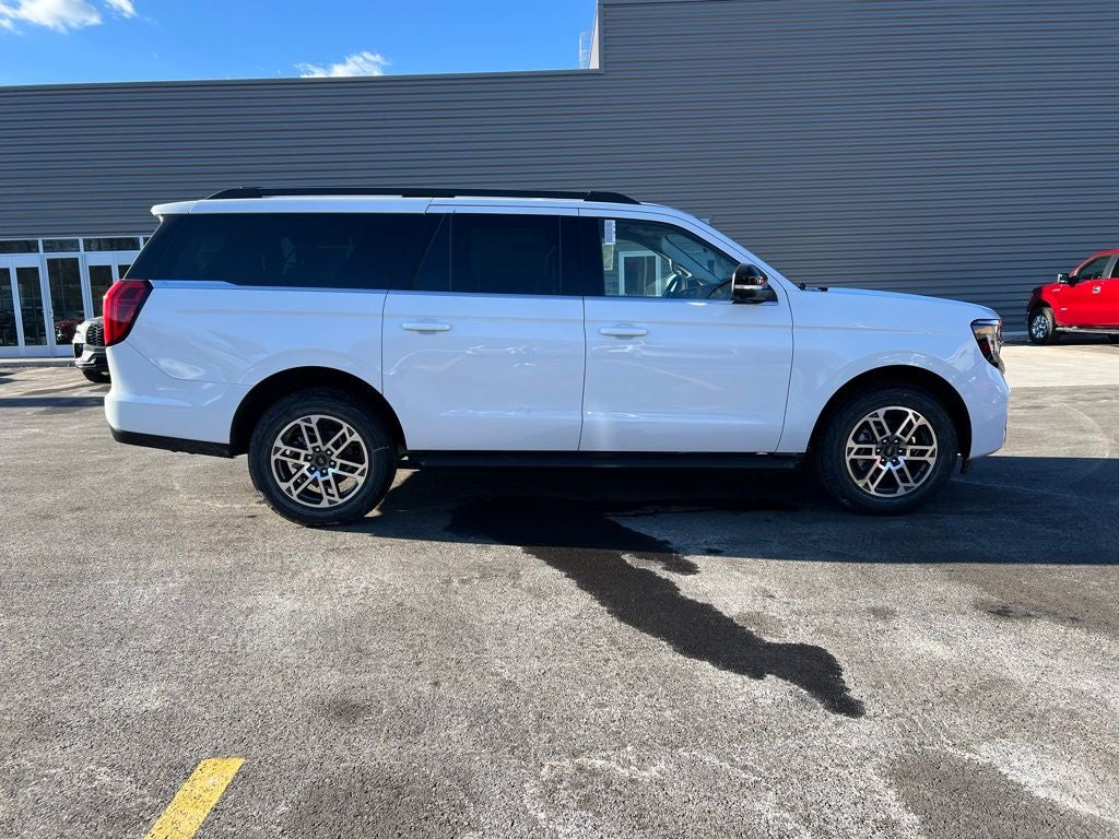 2026 Ford Expedition Max Active