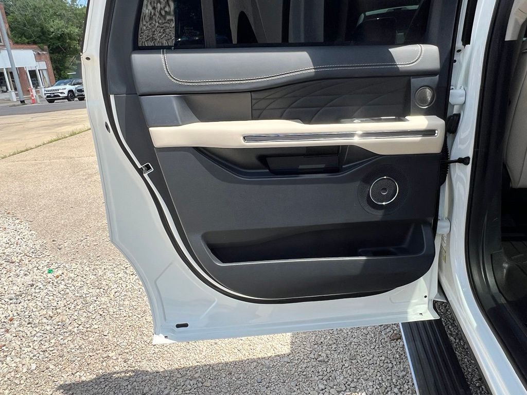2023 Ford Expedition Max Platinum