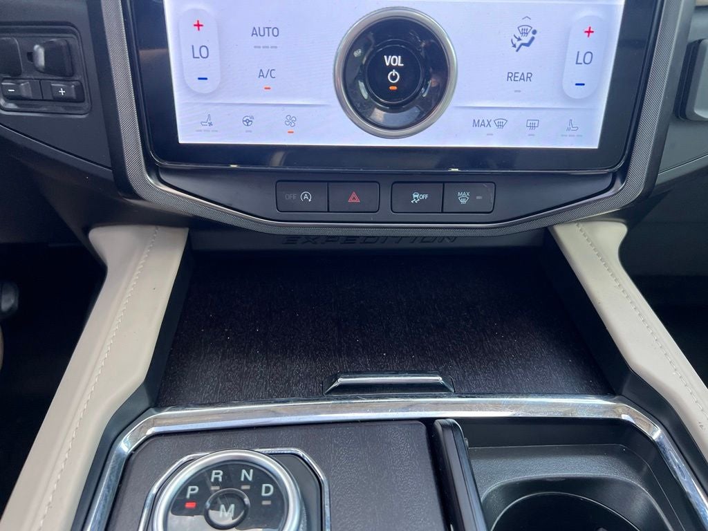 2023 Ford Expedition Max Platinum