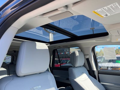 2027 Ford Expedition Max Platinum