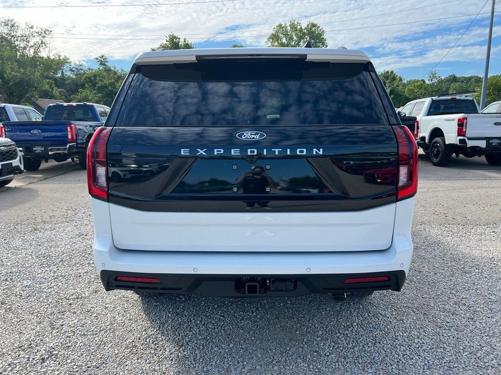 2027 Ford Expedition Active