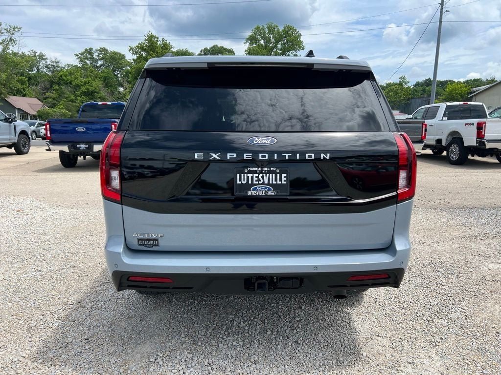 2025 Ford Expedition Active
