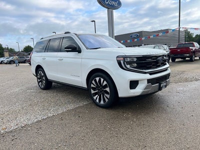 2025 Ford Expedition Platinum