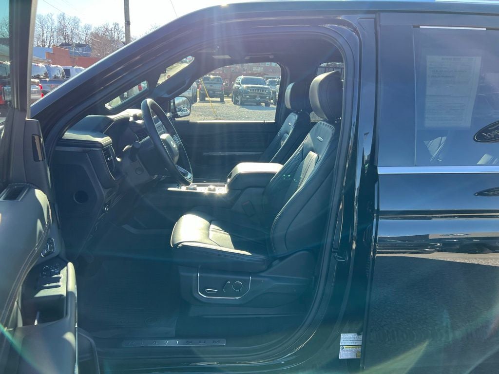 2023 Ford Expedition Platinum