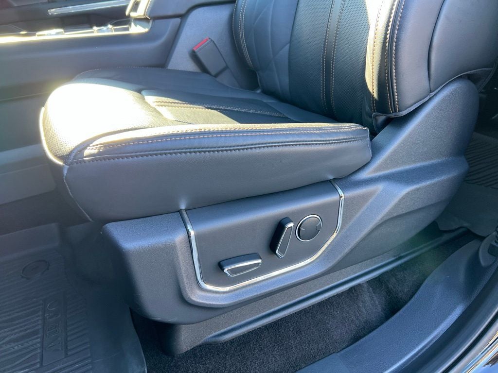 2023 Ford Expedition Platinum