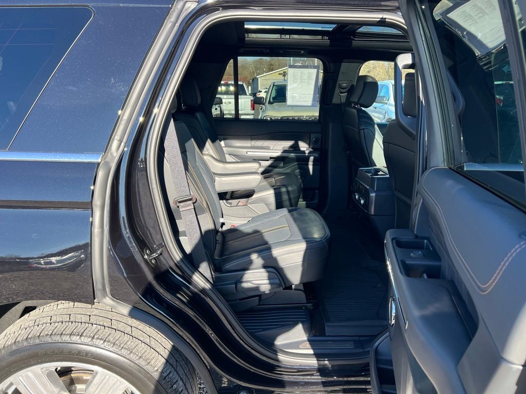 2023 Ford Expedition Platinum