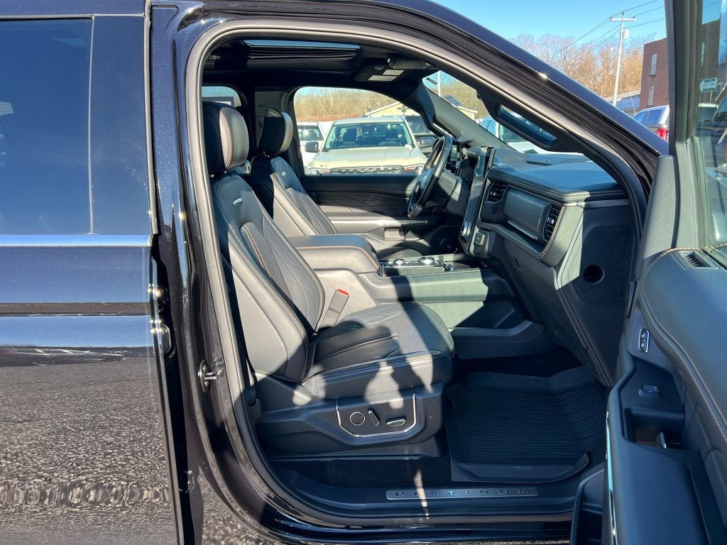 2023 Ford Expedition Platinum