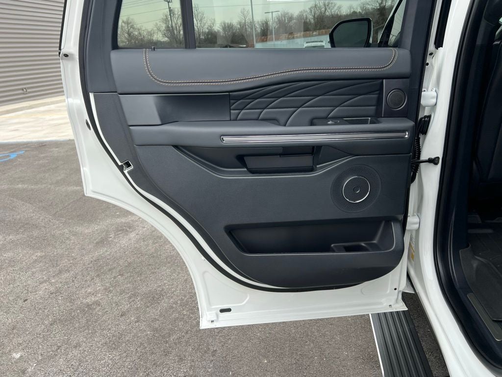 2024 Ford Expedition Platinum