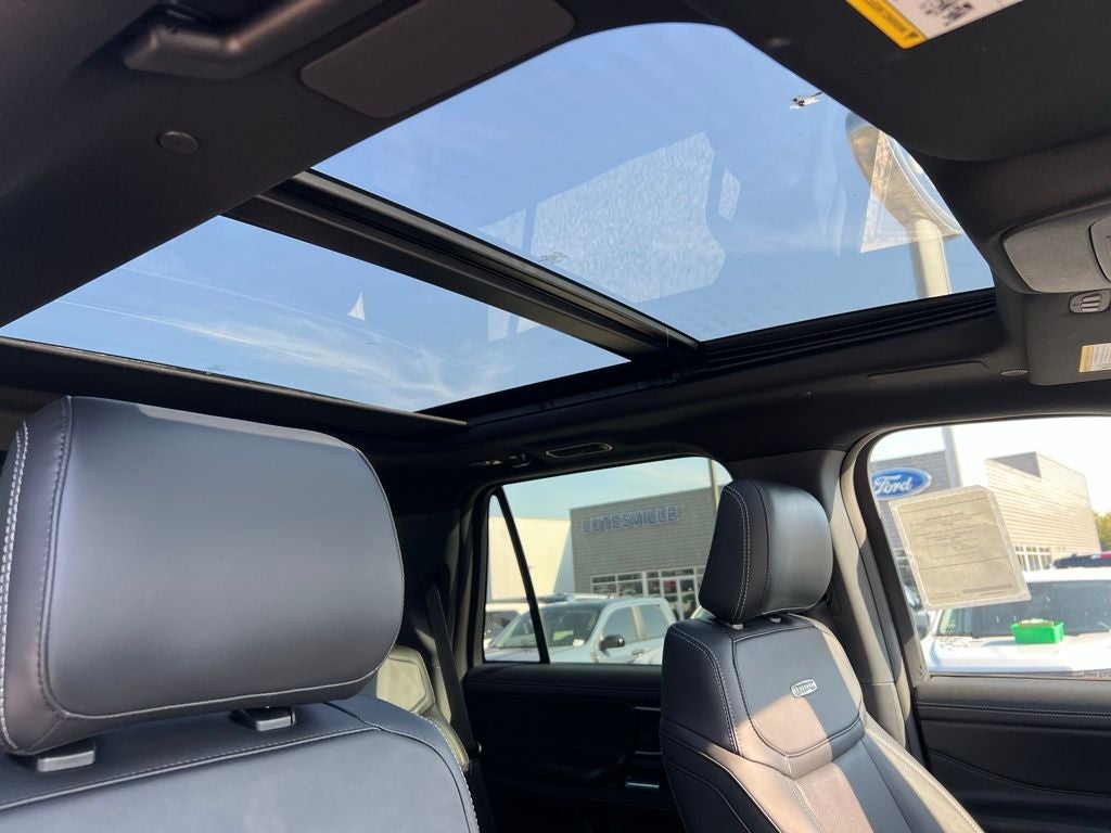 2025 Ford Expedition Platinum