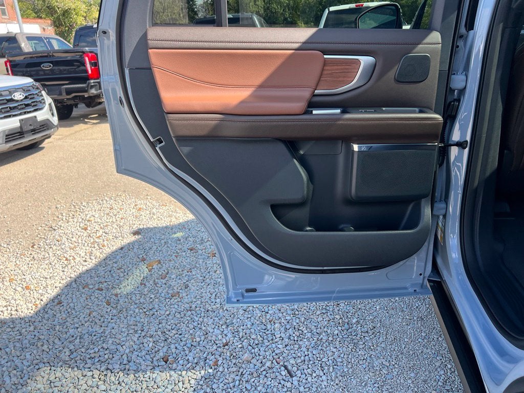 2027 Ford Expedition King Ranch