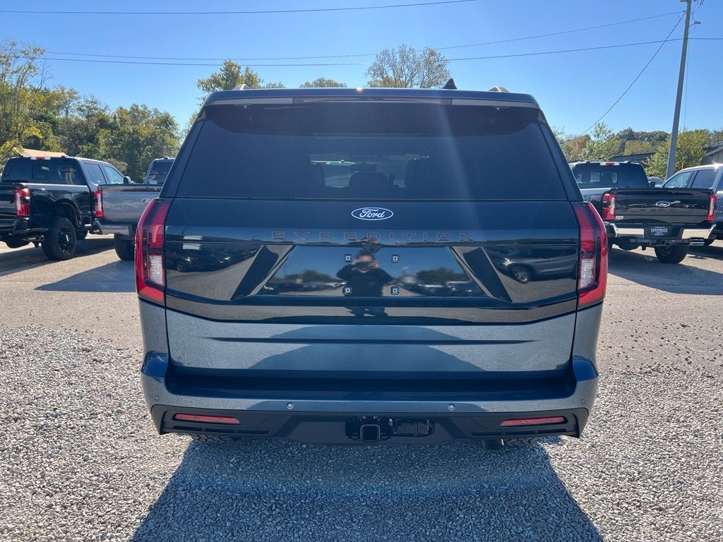2027 Ford Expedition Tremor