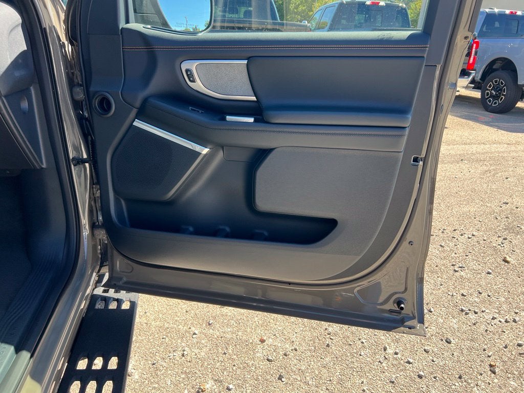 2027 Ford Expedition Tremor