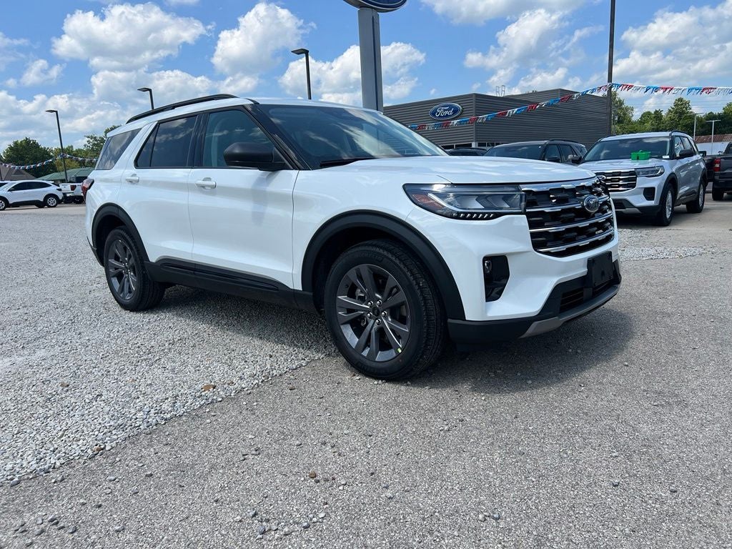 2026 Ford Explorer Active 4WD's photo
