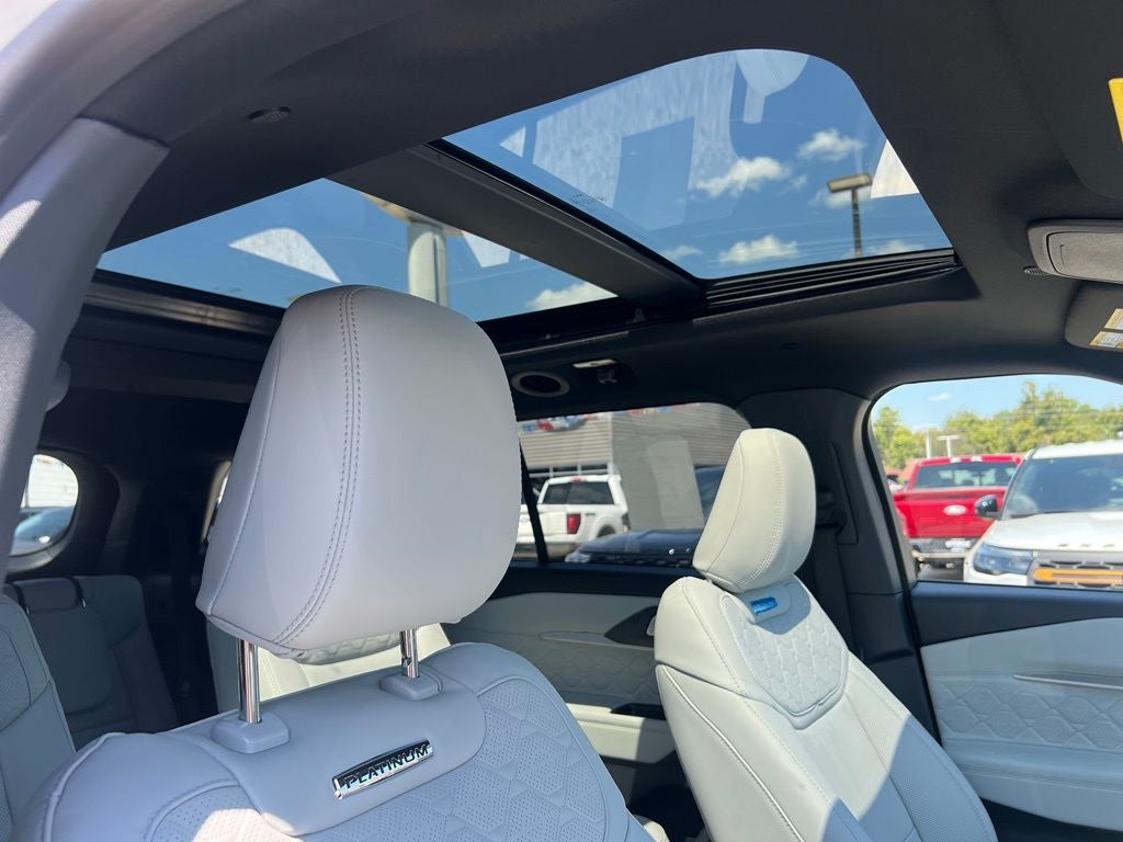 2027 Ford Explorer Platinum